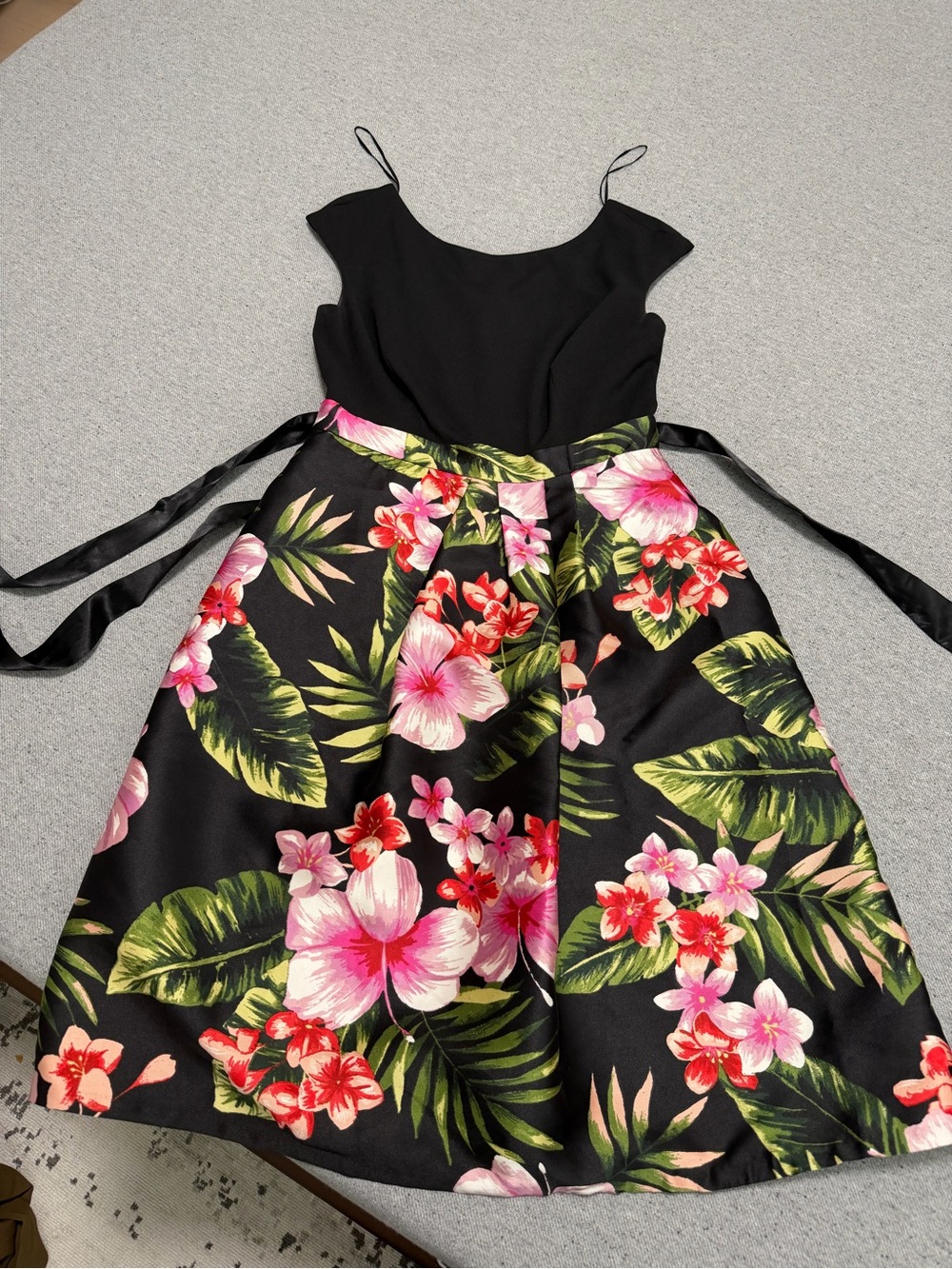 Black & Floral Girls' Party Dress - Spaghetti Strap Fit